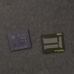 Мікросхема Flash пам'яті Samsung KMQ820013M-B419, 2/16GB, BGA 221, Rev. 1.7 (MMC 5.0, MMC 5.01) Original (PRC) краща модель в Кривому Розі
